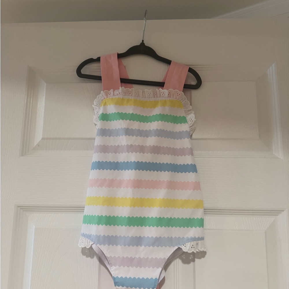 Beaufort Bonnet CompanyPastel Rainbow Stripe Sunsuit with Pink Straps 18-24M EUC